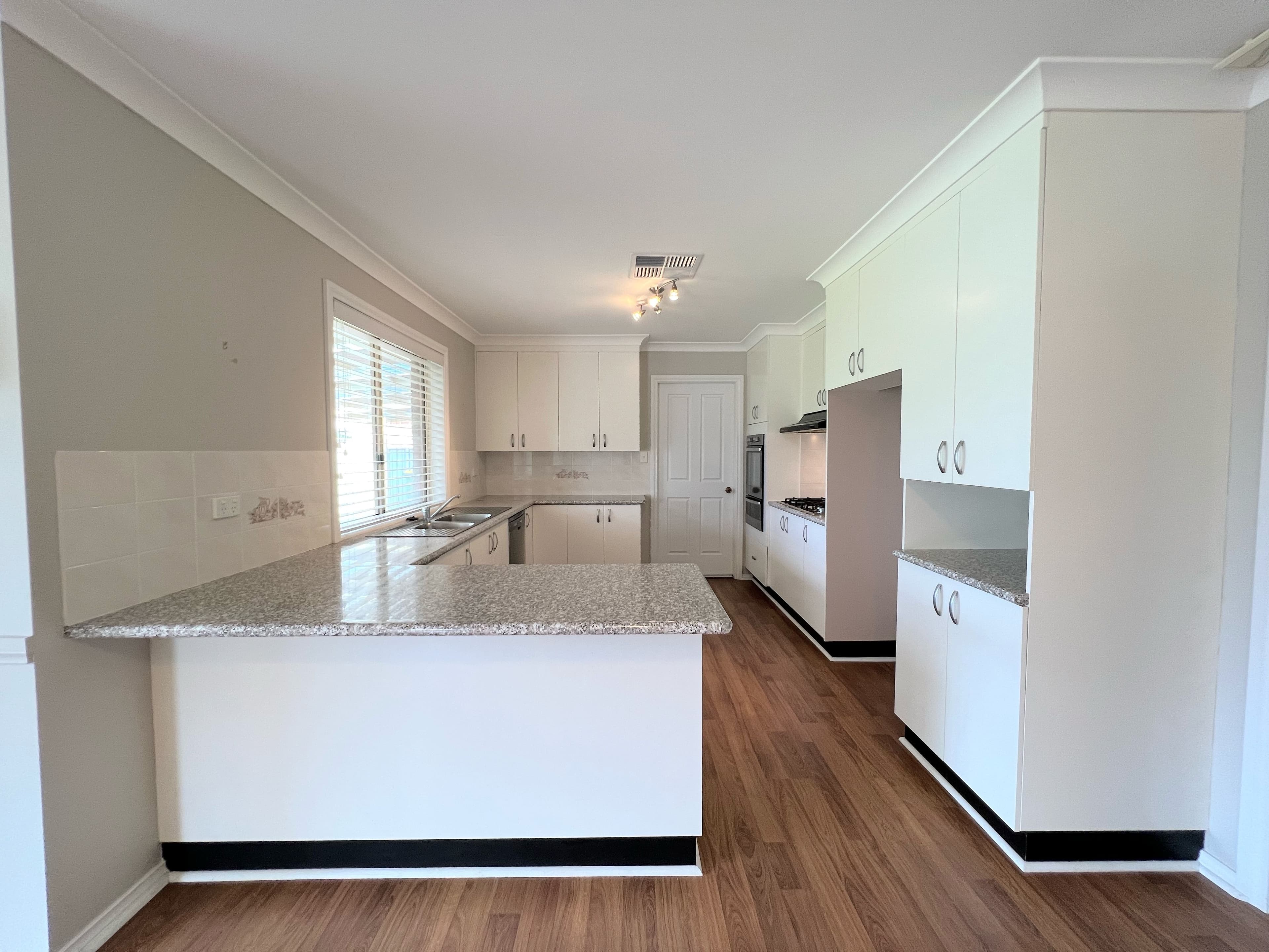 14 Christina Close, Parkes NSW 2870, Parkes - Thumbnail 5