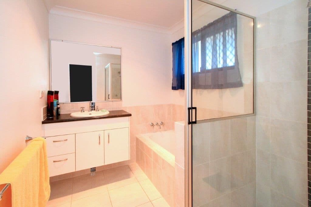 17 Cunningham Court, GRACEMERE QLD 4702, Gracemere - Thumbnail 7