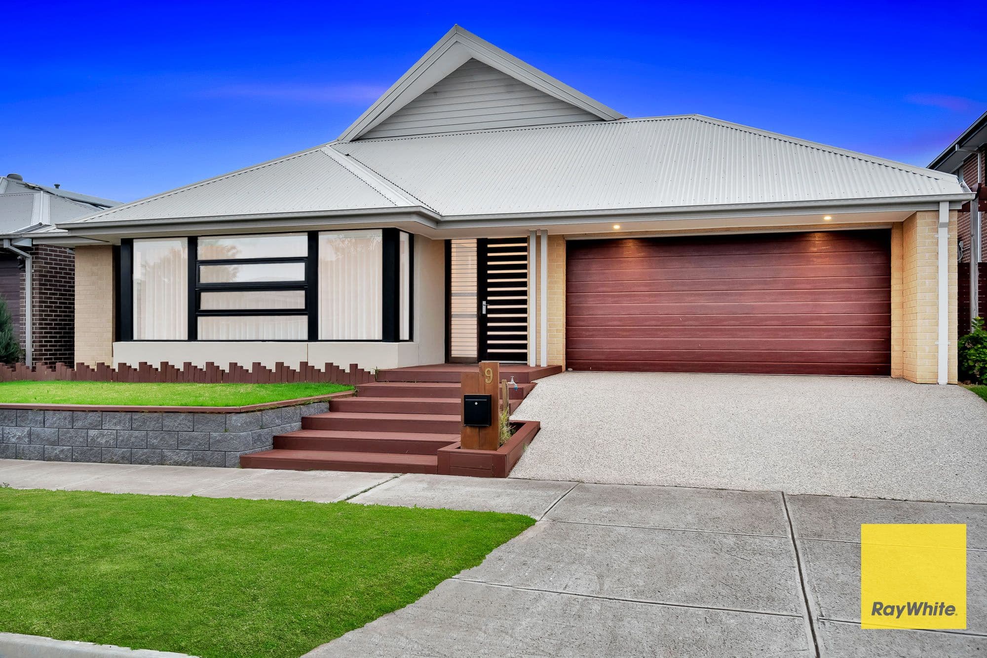 9 Brodrick Way, Truganina VIC 3029, Truganina - Thumbnail 2