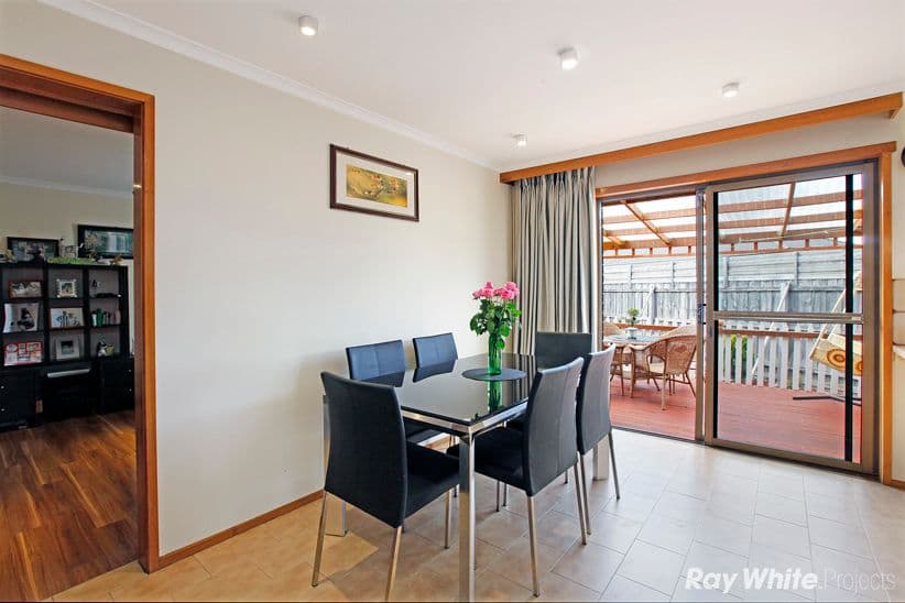 25 Pickett Street, Reservoir VIC 3073, Reservoir - Thumbnail 3