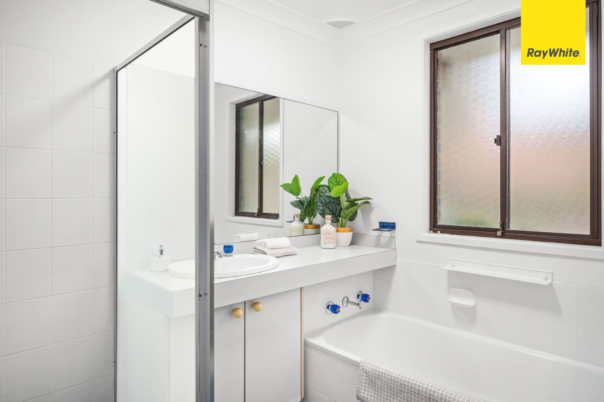 1 Natalie Court, Glenhaven NSW 2156, Glenhaven - Thumbnail 7