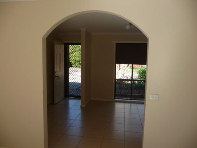 8 McEwen Crescent, WODONGA VIC 3690, West Wodonga - Thumbnail 7