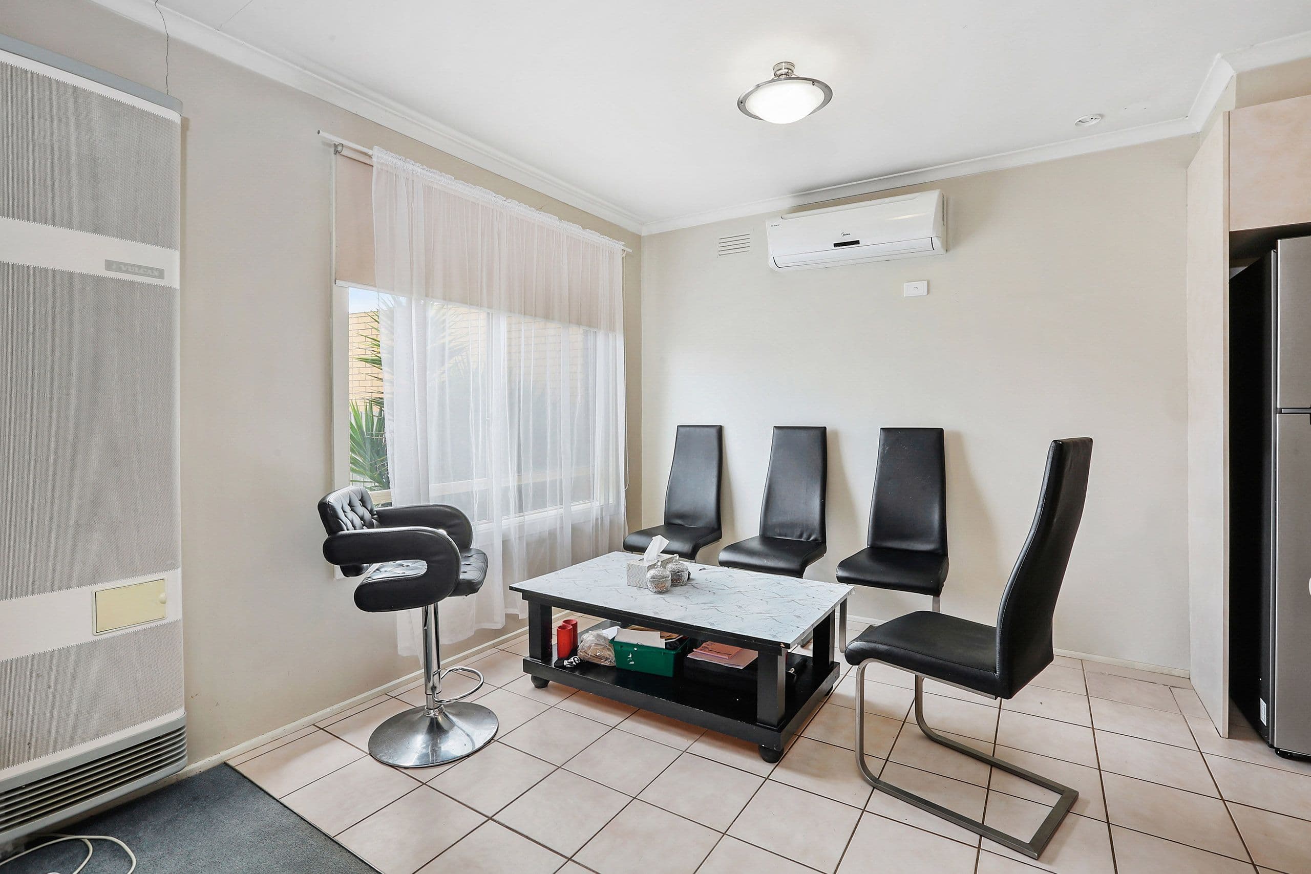 2 Newell Street, Lara VIC 3212, Lara - Thumbnail 3