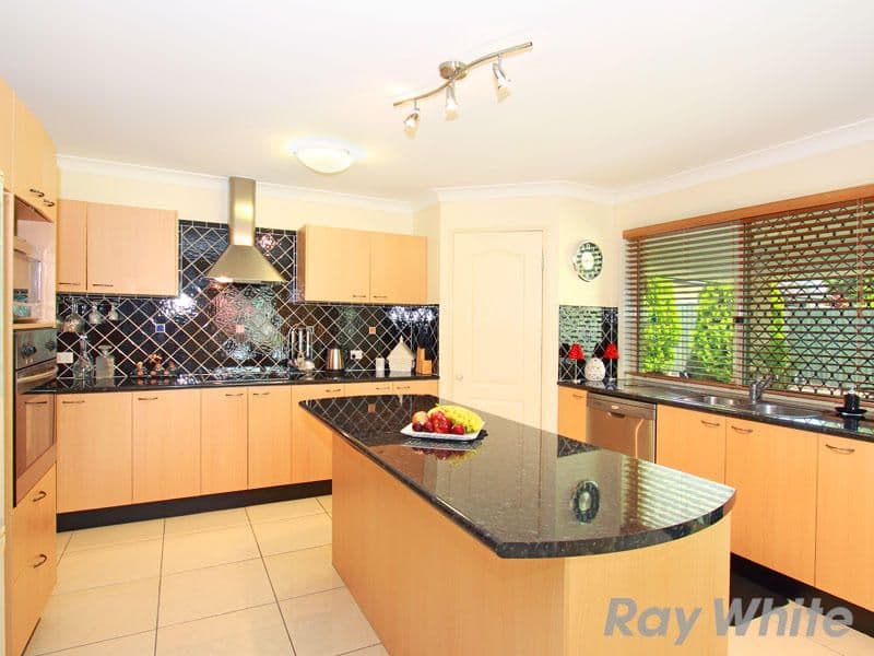 20 Tayla Close, BRIDGEMAN DOWNS QLD 4035, Bridgeman Downs - Thumbnail 2