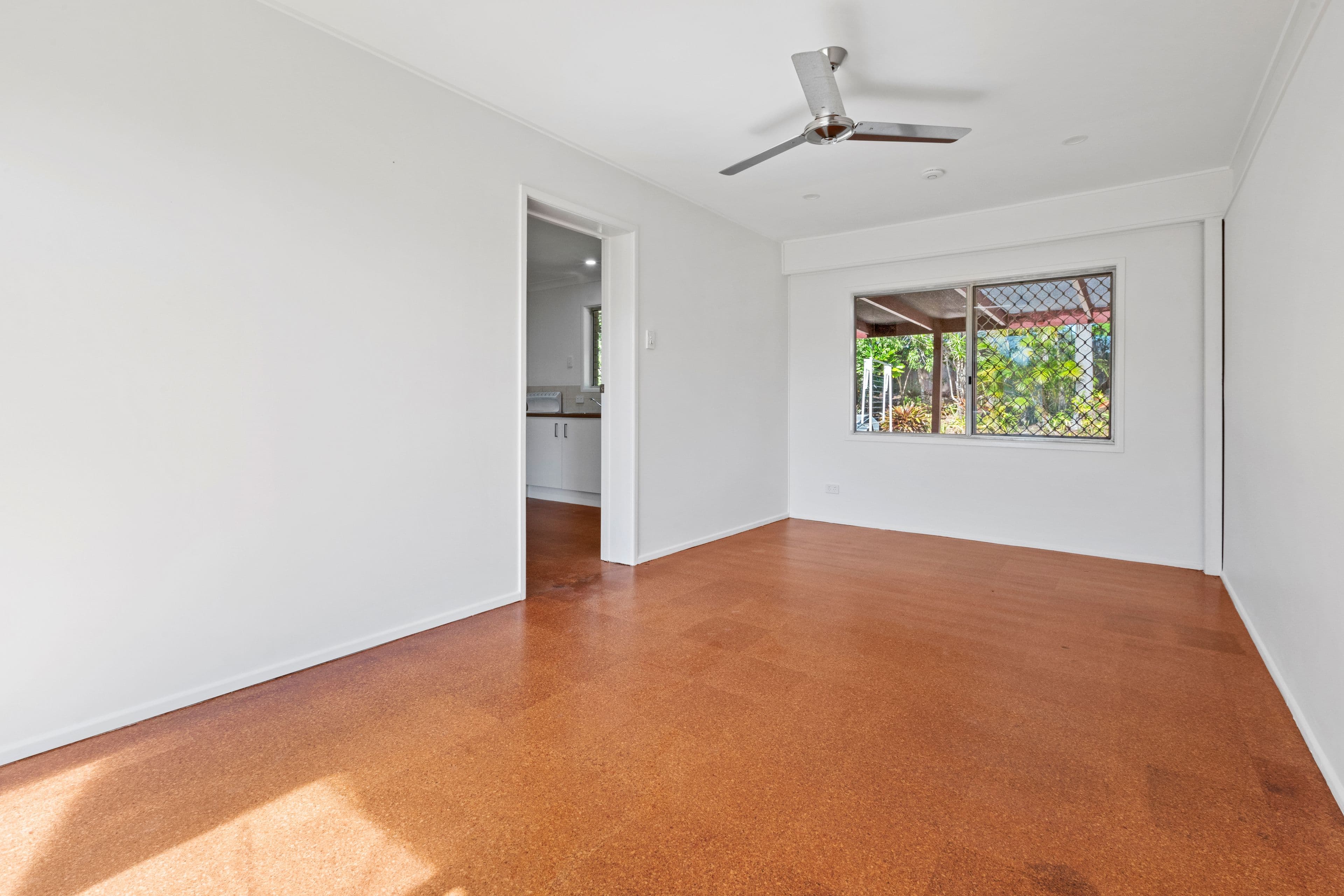 8 Sherington Street, Alexandra Hills QLD 4161, Alexandra Hills - Thumbnail 5