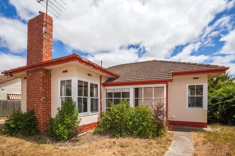 19 McNeill Avenue, EAST GEELONG VIC 3219, East Geelong - Thumbnail 3