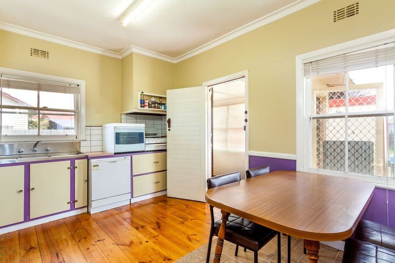19 McNeill Avenue, EAST GEELONG VIC 3219, East Geelong - Thumbnail 4