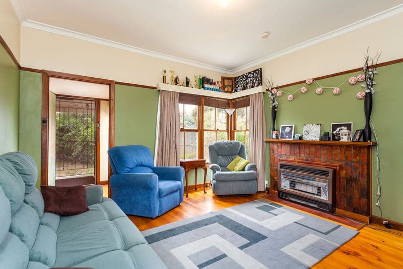 19 McNeill Avenue, EAST GEELONG VIC 3219, East Geelong - Thumbnail 5