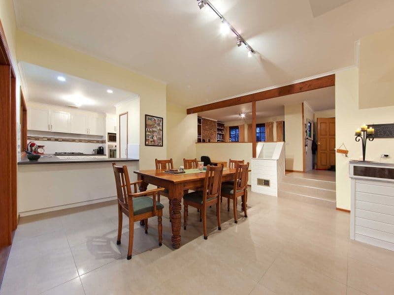 10 Burramine Court, FRANKSTON SOUTH VIC 3199, Frankston South - Thumbnail 5