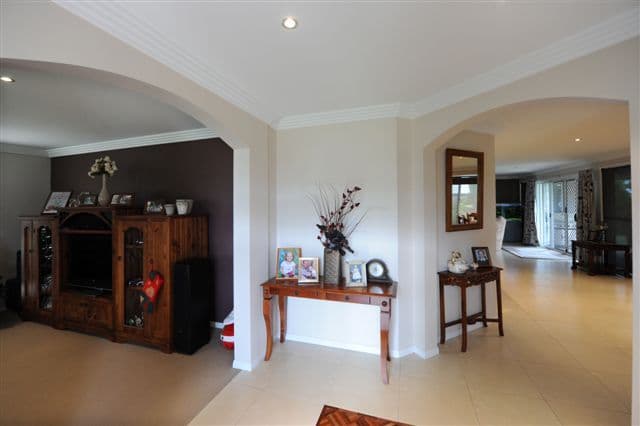 17 Banksdale Drive, MIDDLE RIDGE QLD 4350, Middle Ridge - Thumbnail 3
