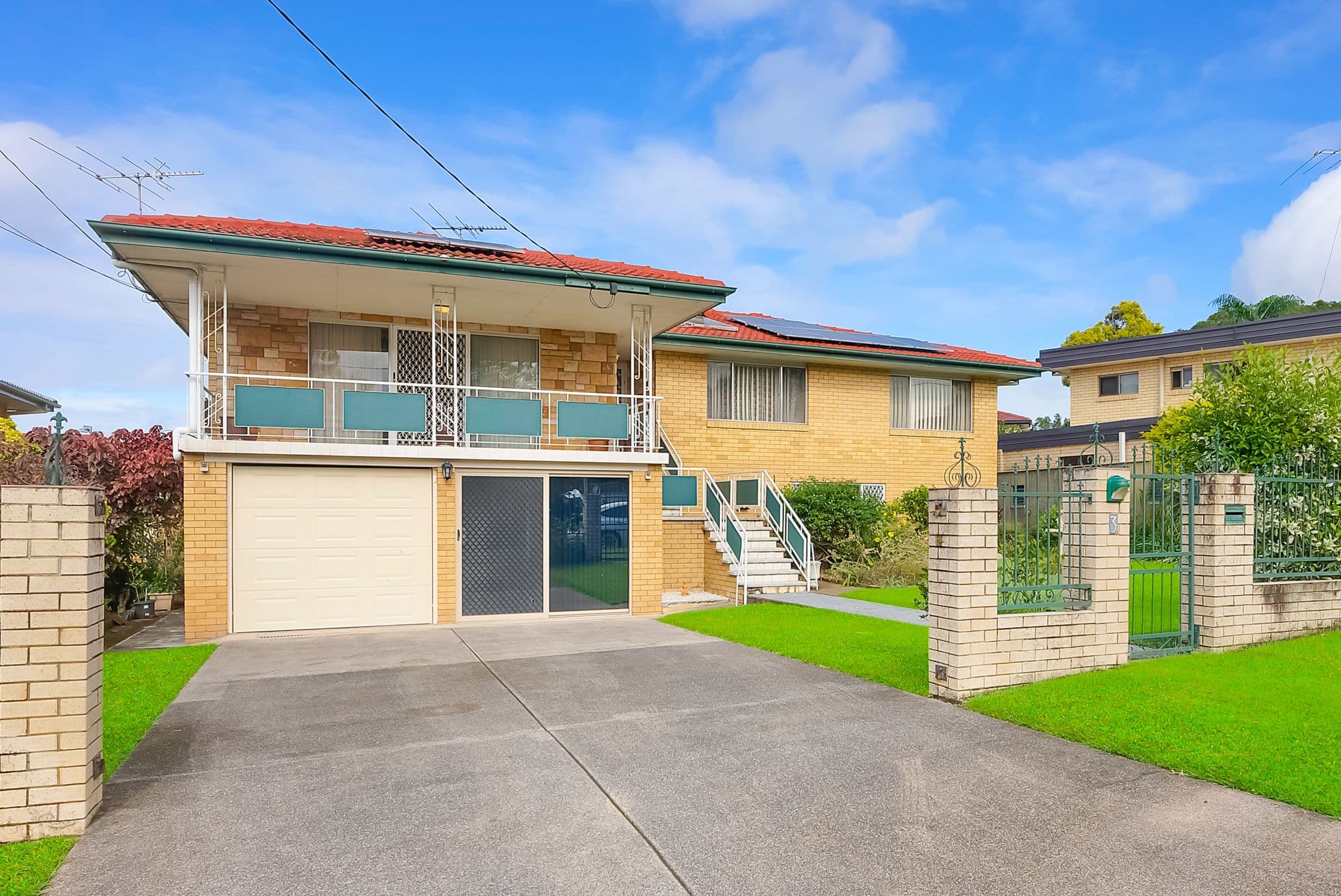 3 Larwood Street, Upper Mount Gravatt QLD 4122, Upper Mount Gravatt - Image 1