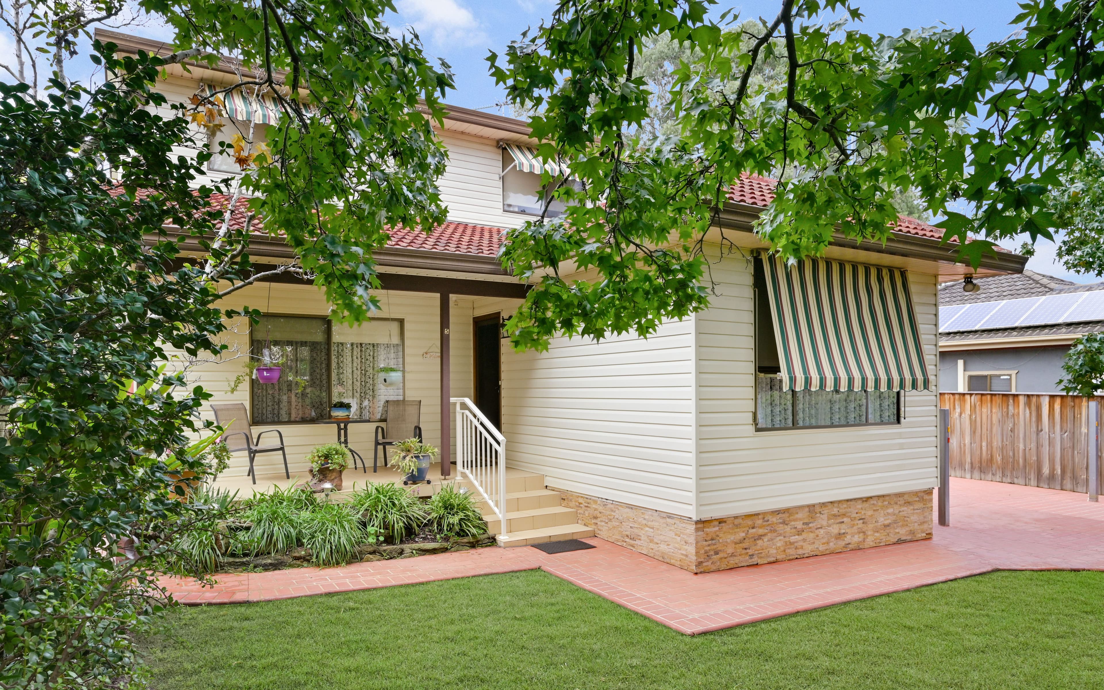 5 Hurlstone Avenue, Glenfield NSW 2167, Glenfield - Thumbnail 2