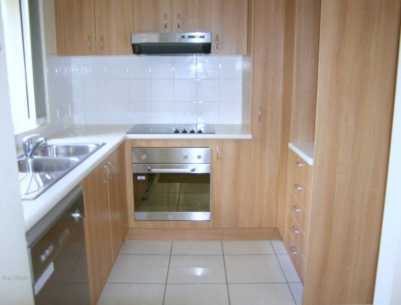 14  LIPSCOMBE Road, DECEPTION BAY QLD 4508, Deception Bay - Thumbnail 2