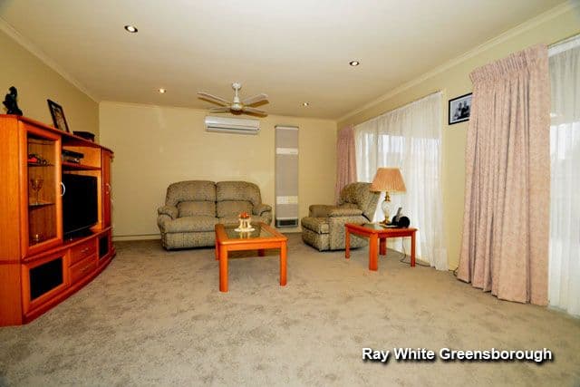 15 Branchilly Drive, ROXBURGH PARK VIC 3064, Roxburgh Park - Thumbnail 3