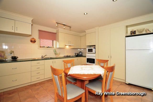 15 Branchilly Drive, ROXBURGH PARK VIC 3064, Roxburgh Park - Thumbnail 4