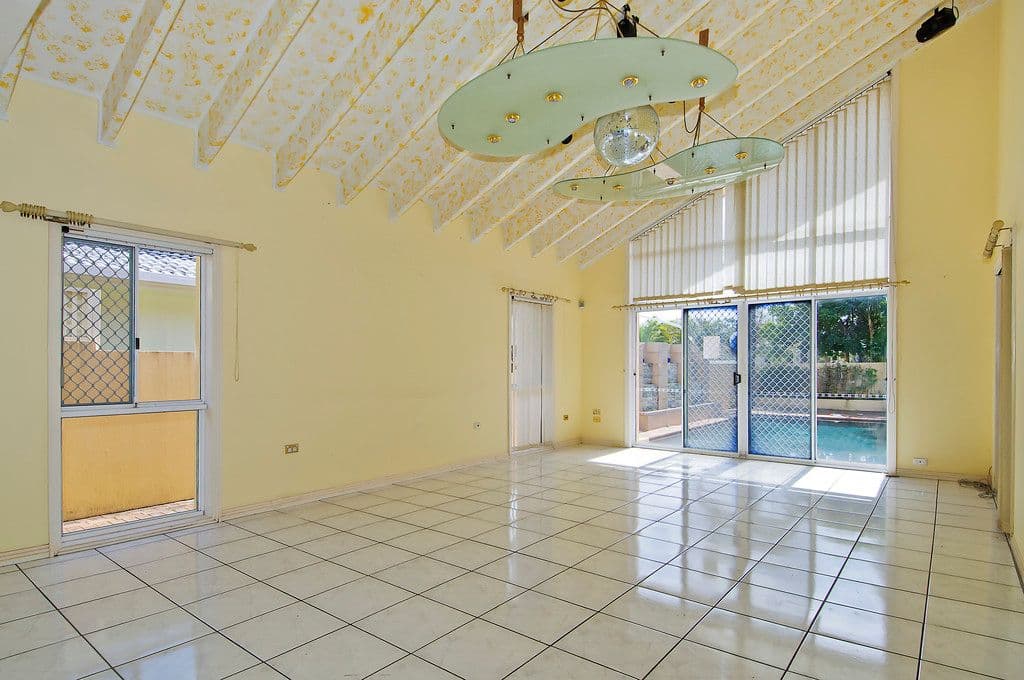 49  Cockleshell Court, RUNAWAY BAY QLD 4216, Runaway Bay - Thumbnail 5
