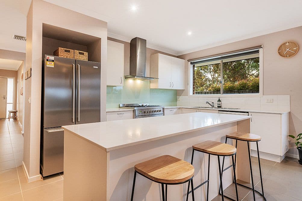 4 Charlock Drive, Cranbourne North VIC 3977, Cranbourne North - Thumbnail 4