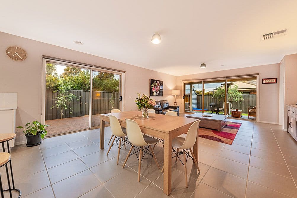 4 Charlock Drive, Cranbourne North VIC 3977, Cranbourne North - Thumbnail 5