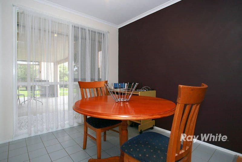 6 Jade Court, HAMPTON PARK VIC 3976, Hampton Park - Thumbnail 4