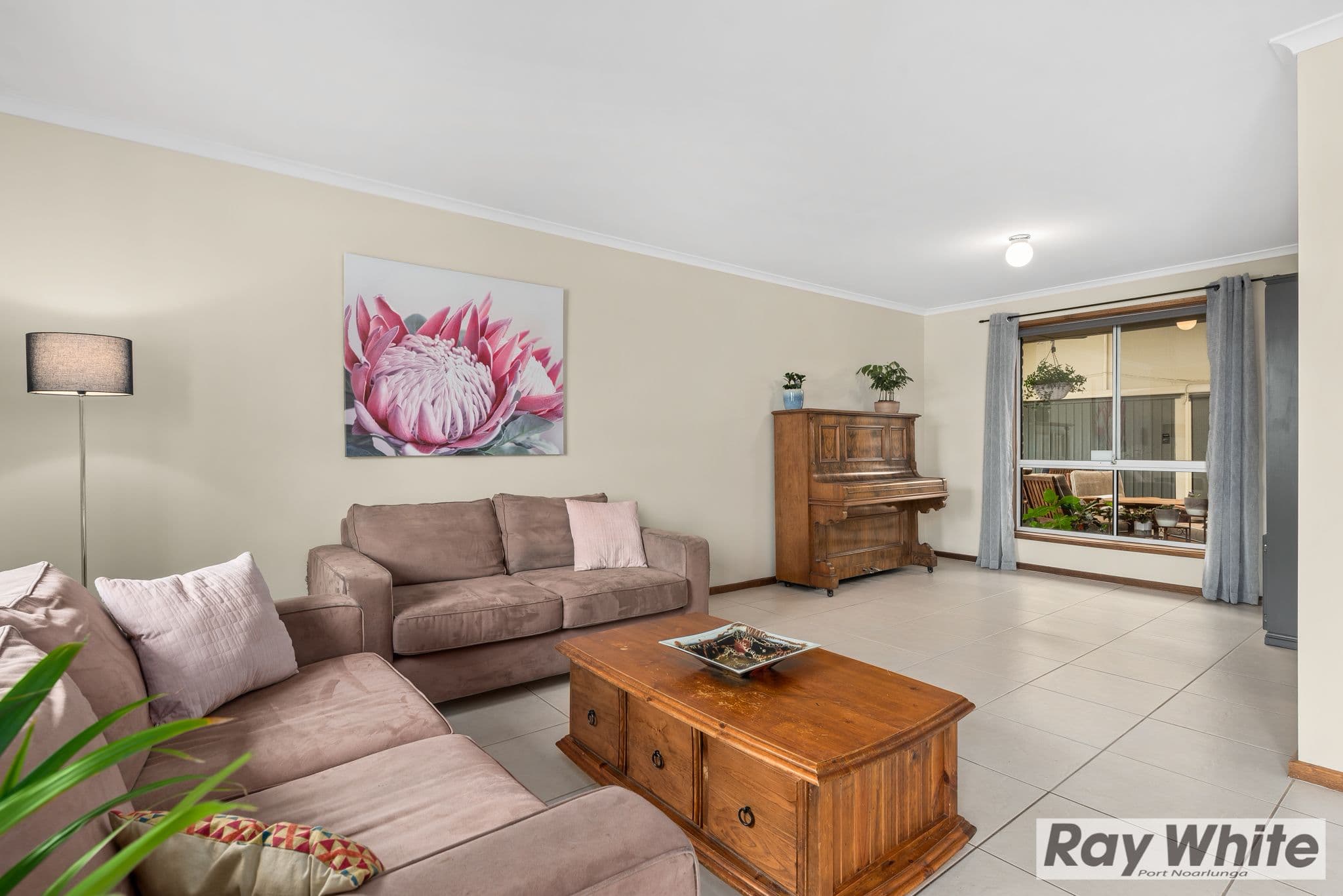 33 Baltimore Avenue, Morphett Vale SA 5162, Morphett Vale - Thumbnail 2