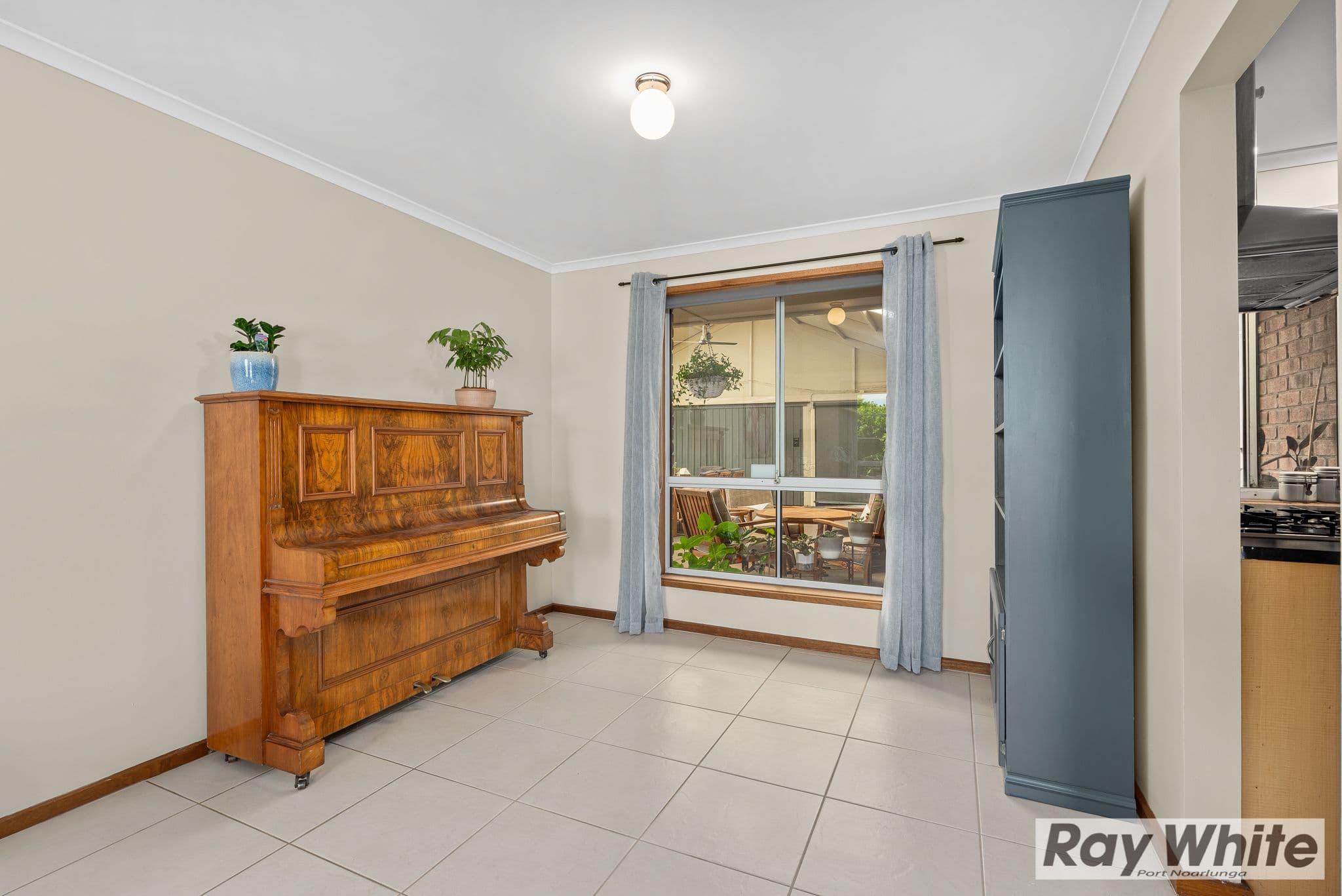 33 Baltimore Avenue, Morphett Vale SA 5162, Morphett Vale - Thumbnail 5