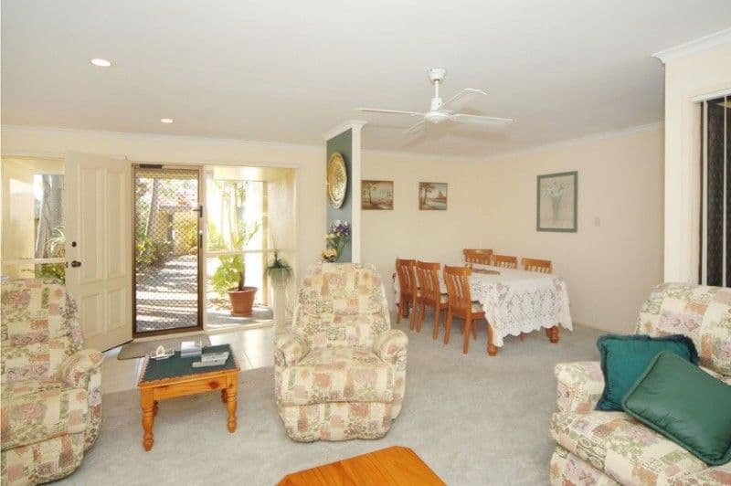 36 Pinon Close, ELANORA QLD 4221, Elanora - Thumbnail 5