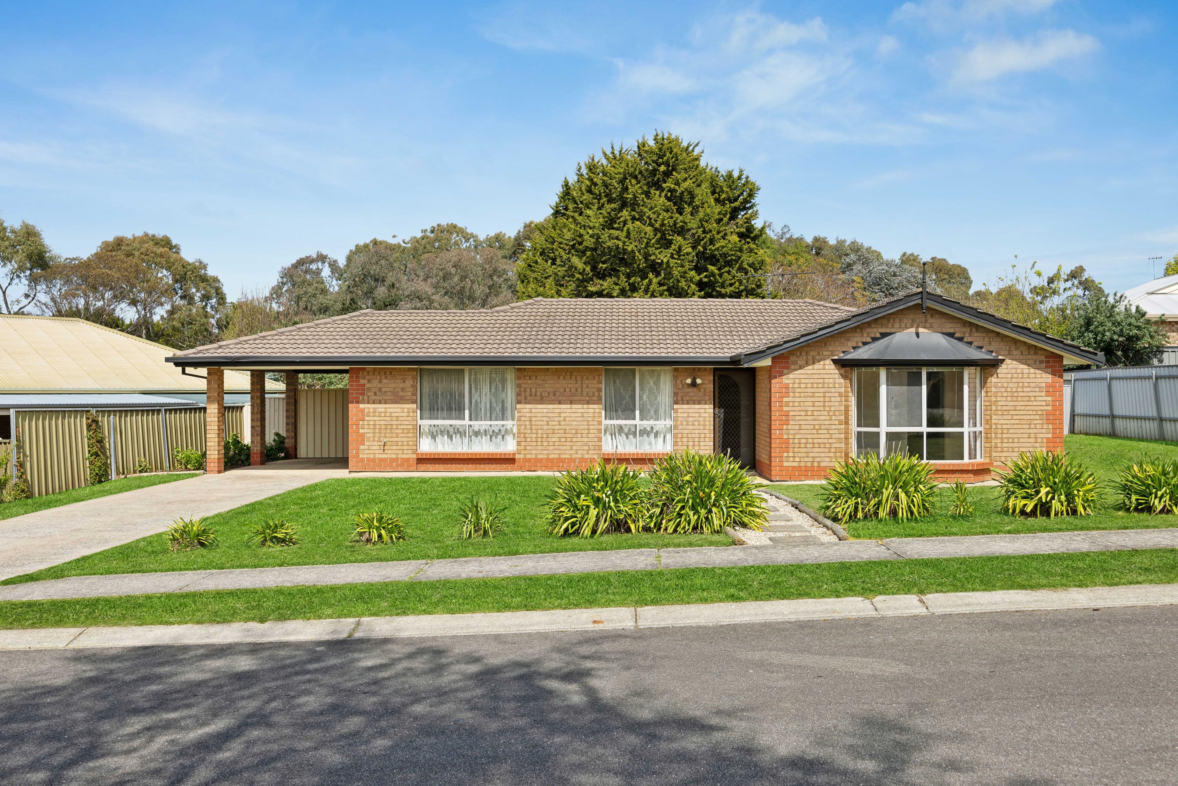 4 Douglas Drive, Mount Barker SA 5251, Mount Barker - Image 1