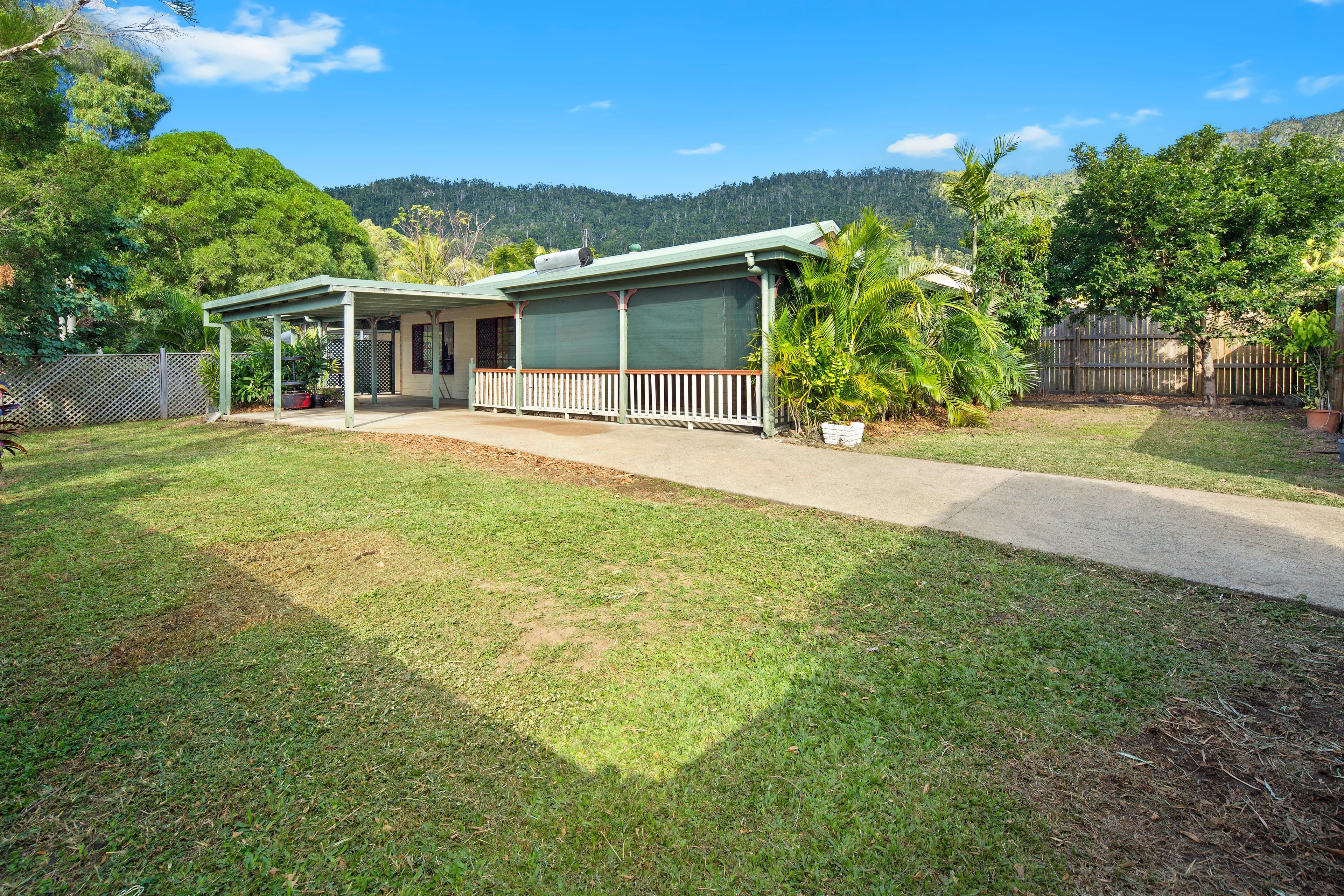 7 Solway Avenue, Cannonvale QLD 4802, Cannonvale - Image 1