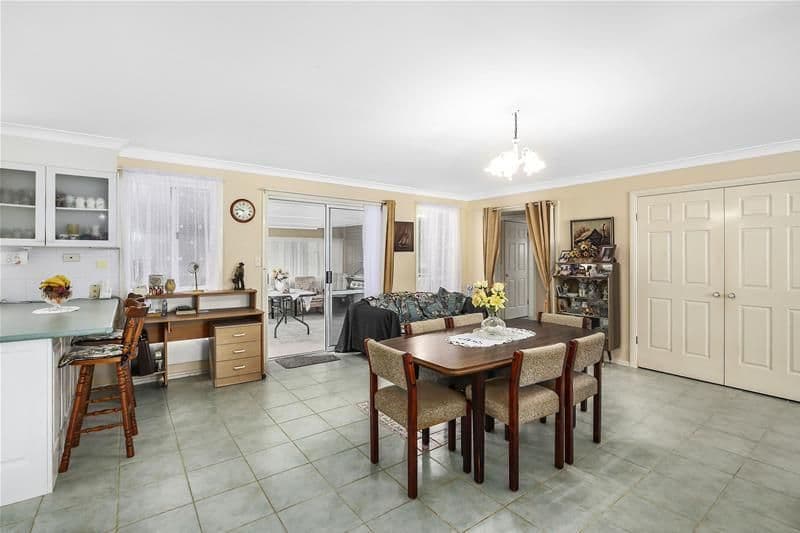 16 Glen Haven Drive, Kew - Thumbnail 3