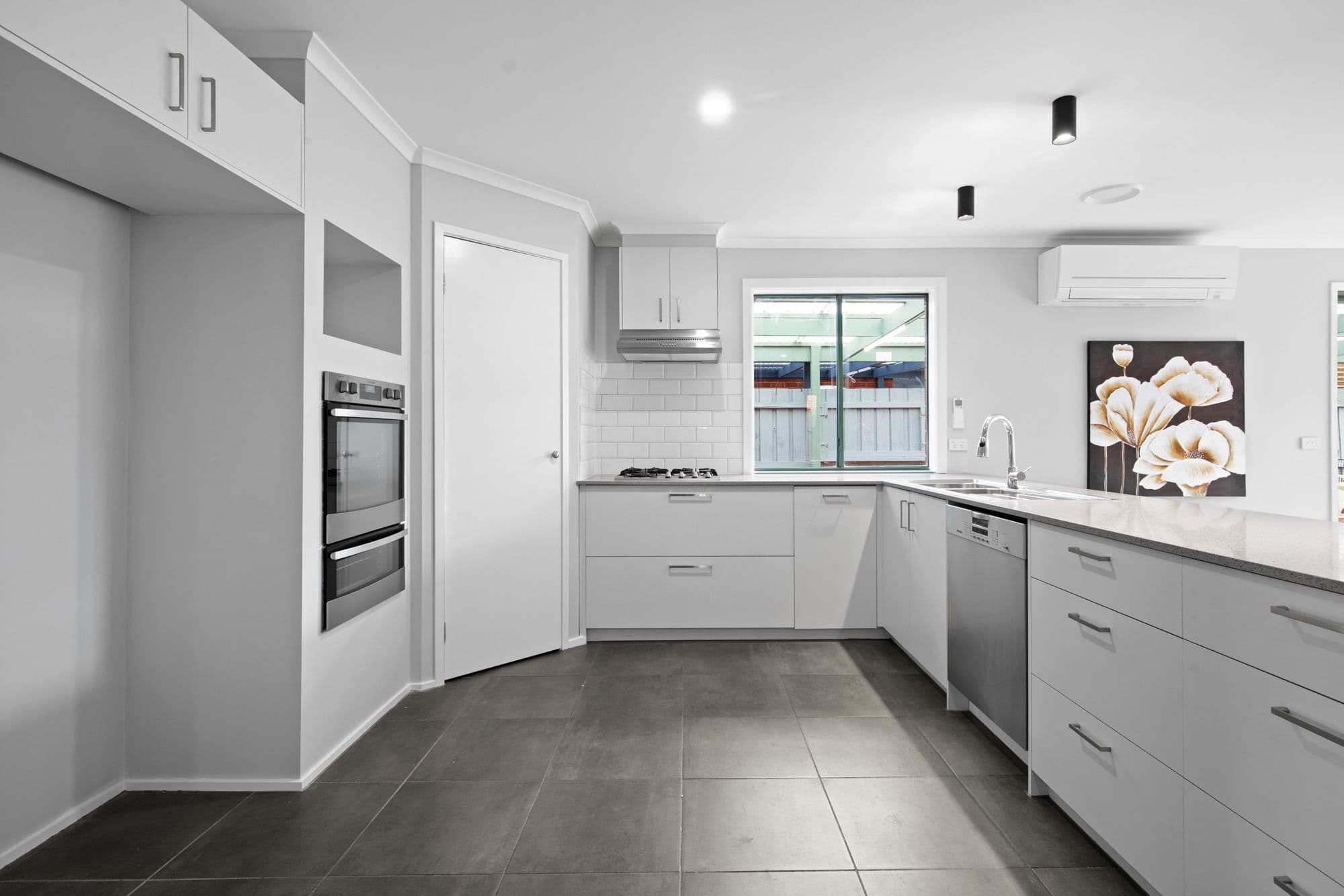 11 Alaska Court, Werribee VIC 3030, Werribee - Thumbnail 4