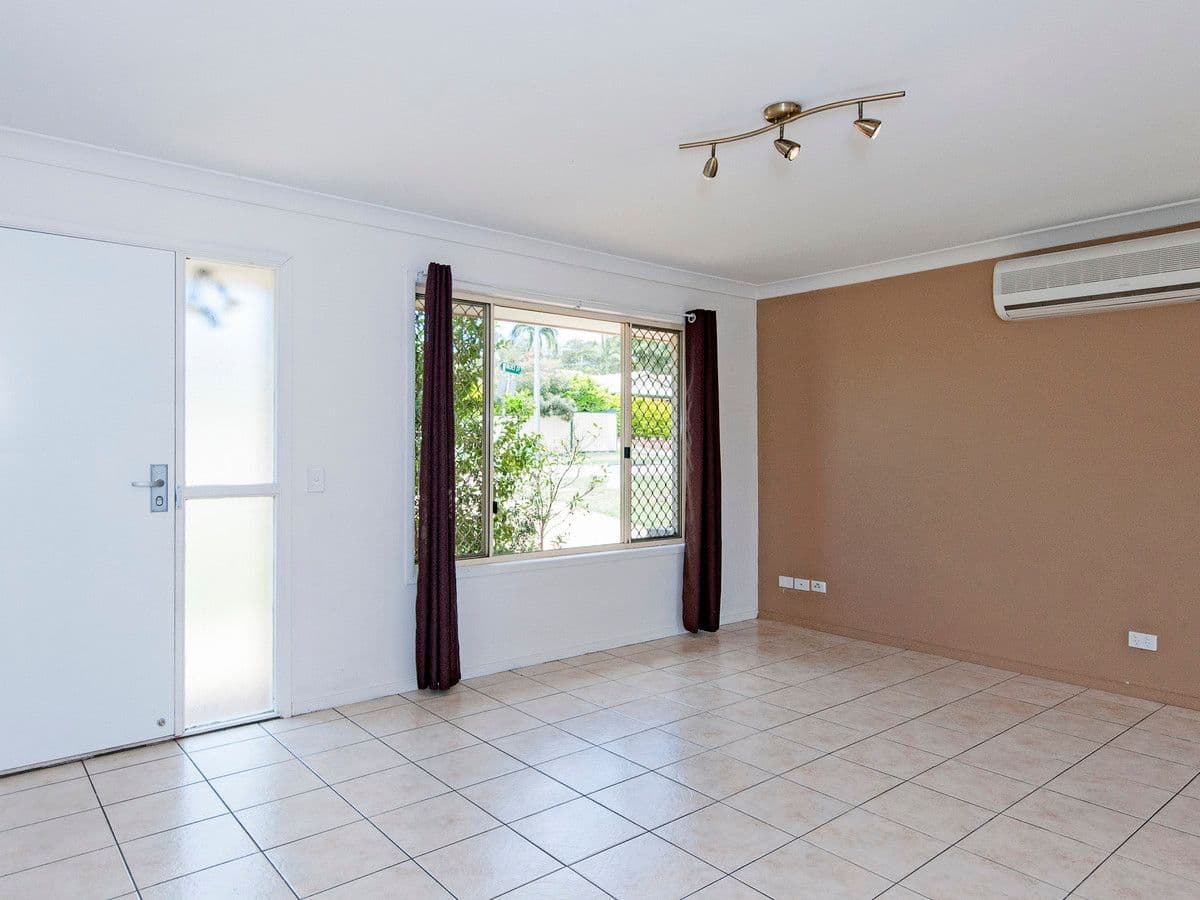 11 Falvey Crescent, GOODNA QLD 4300, Goodna - Thumbnail 2
