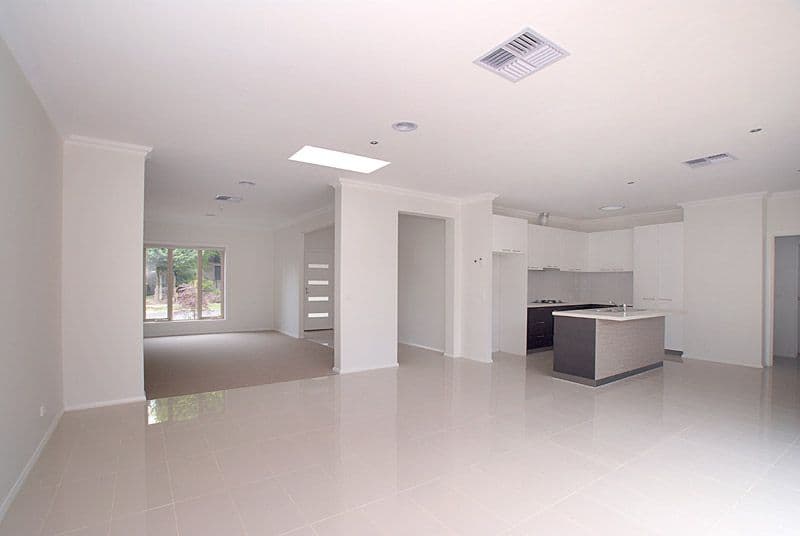 12 Lemon Tree Lane, GREENSBOROUGH VIC 3088, Greensborough - Thumbnail 2