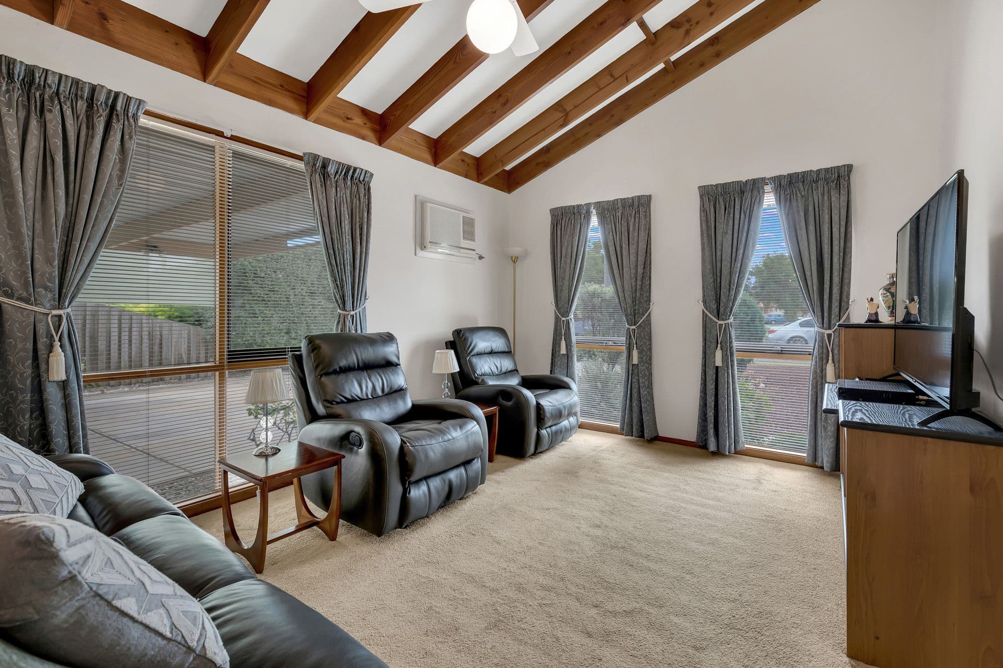 1 Draytons Place, Wyndham Vale VIC 3024, Wyndham Vale - Thumbnail 4