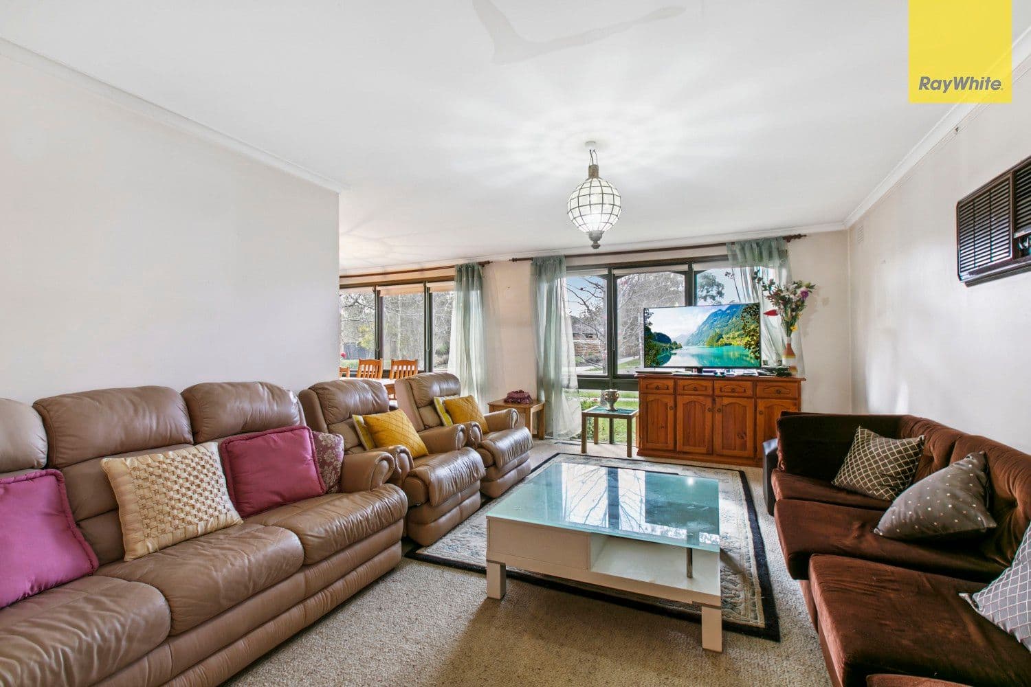 53 Mansfield Street, Berwick VIC 3806, Berwick - Thumbnail 2
