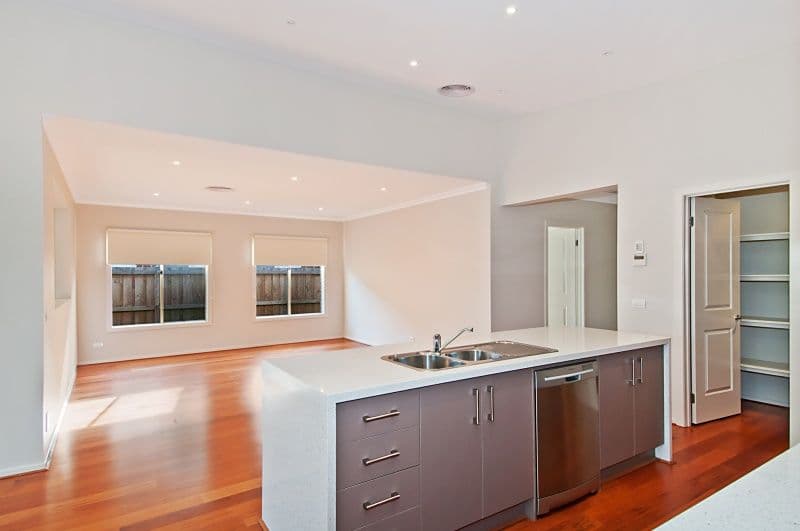 19 Sandarra Boulevard, SANDHURST VIC 3977, Sandhurst - Thumbnail 2