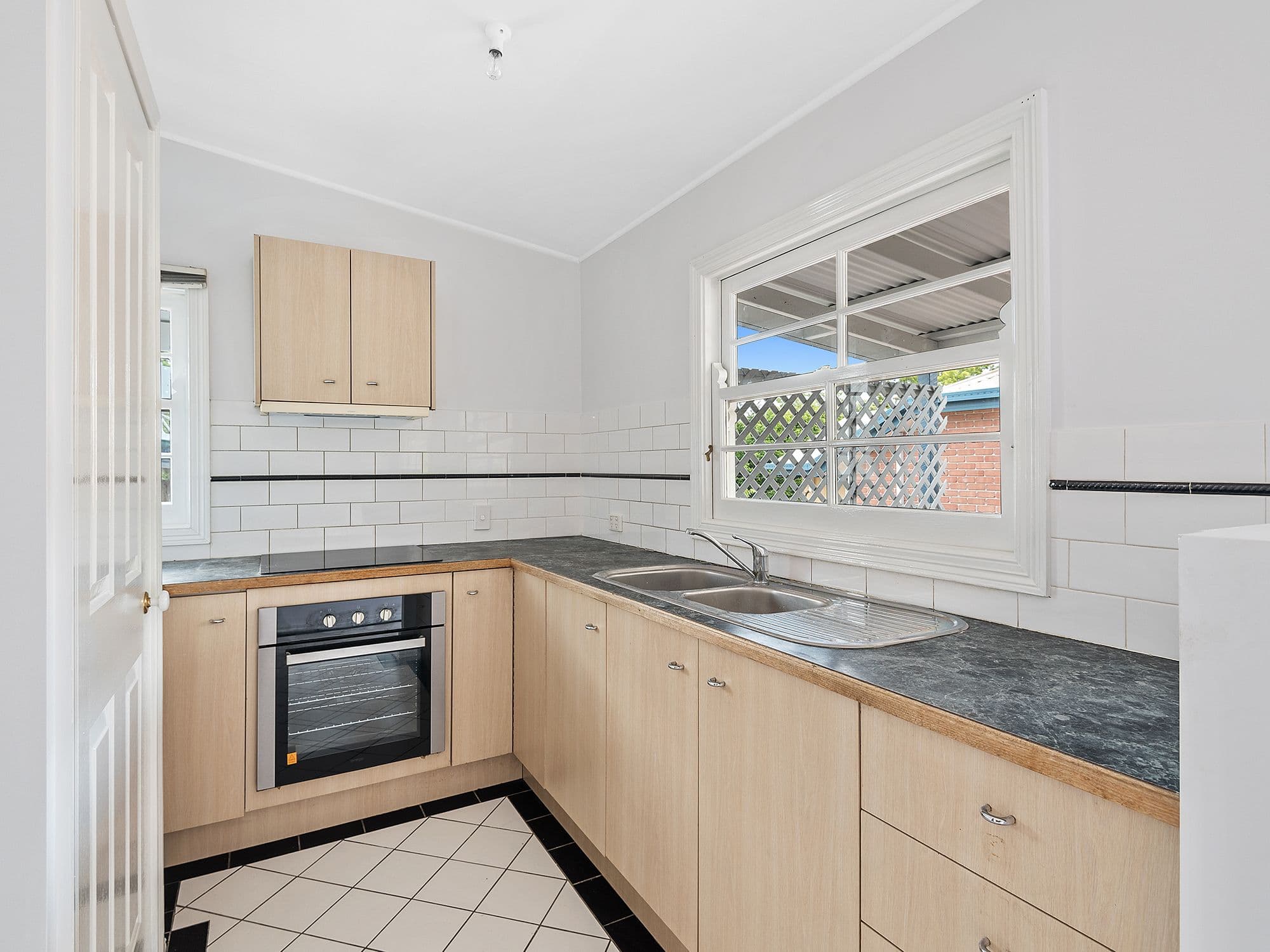 13 Harris Street, Windsor QLD 4030, Windsor - Thumbnail 5
