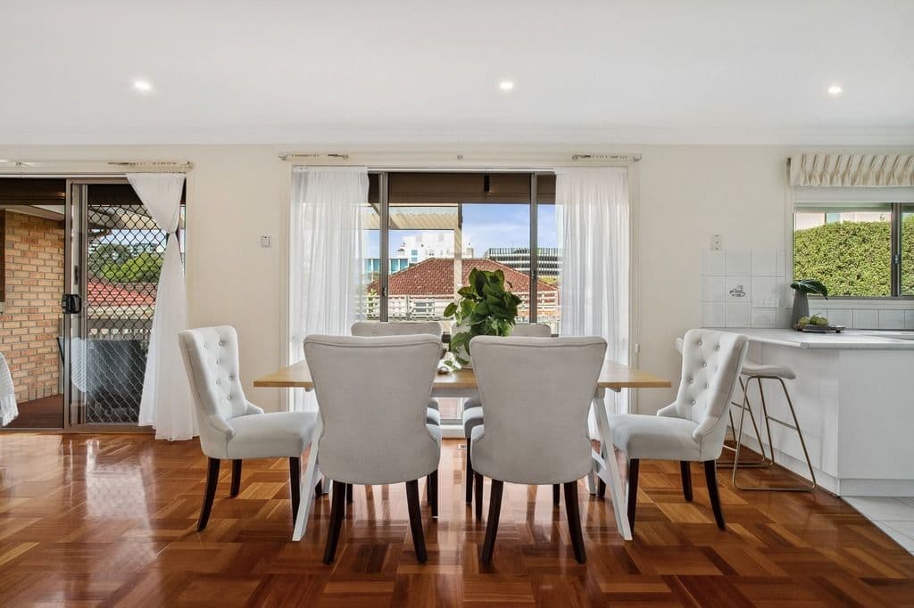 2B Florence Street, Glen Waverley VIC 3150, Glen Waverley - Thumbnail 3