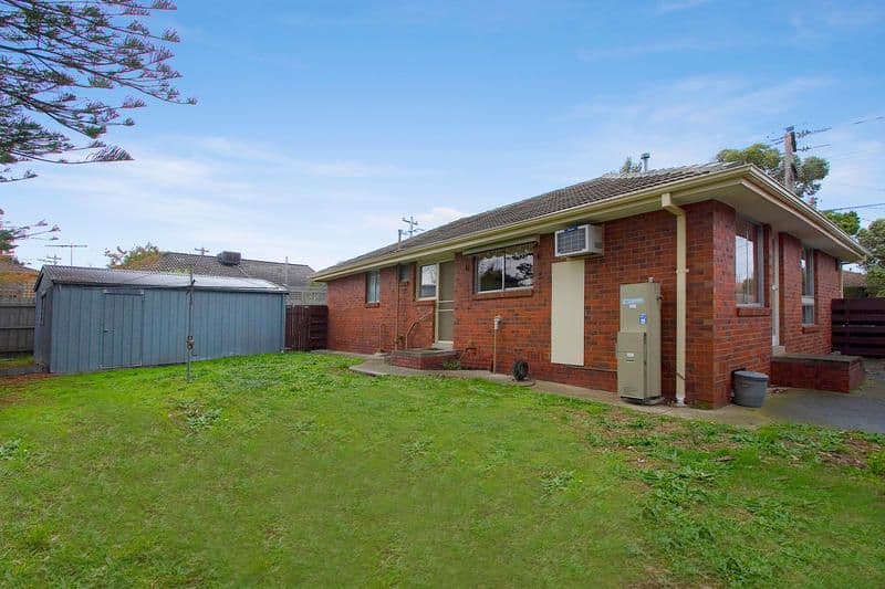 62  Village Drive, DINGLEY VILLAGE VIC 3172, Dingley Village - Thumbnail 2