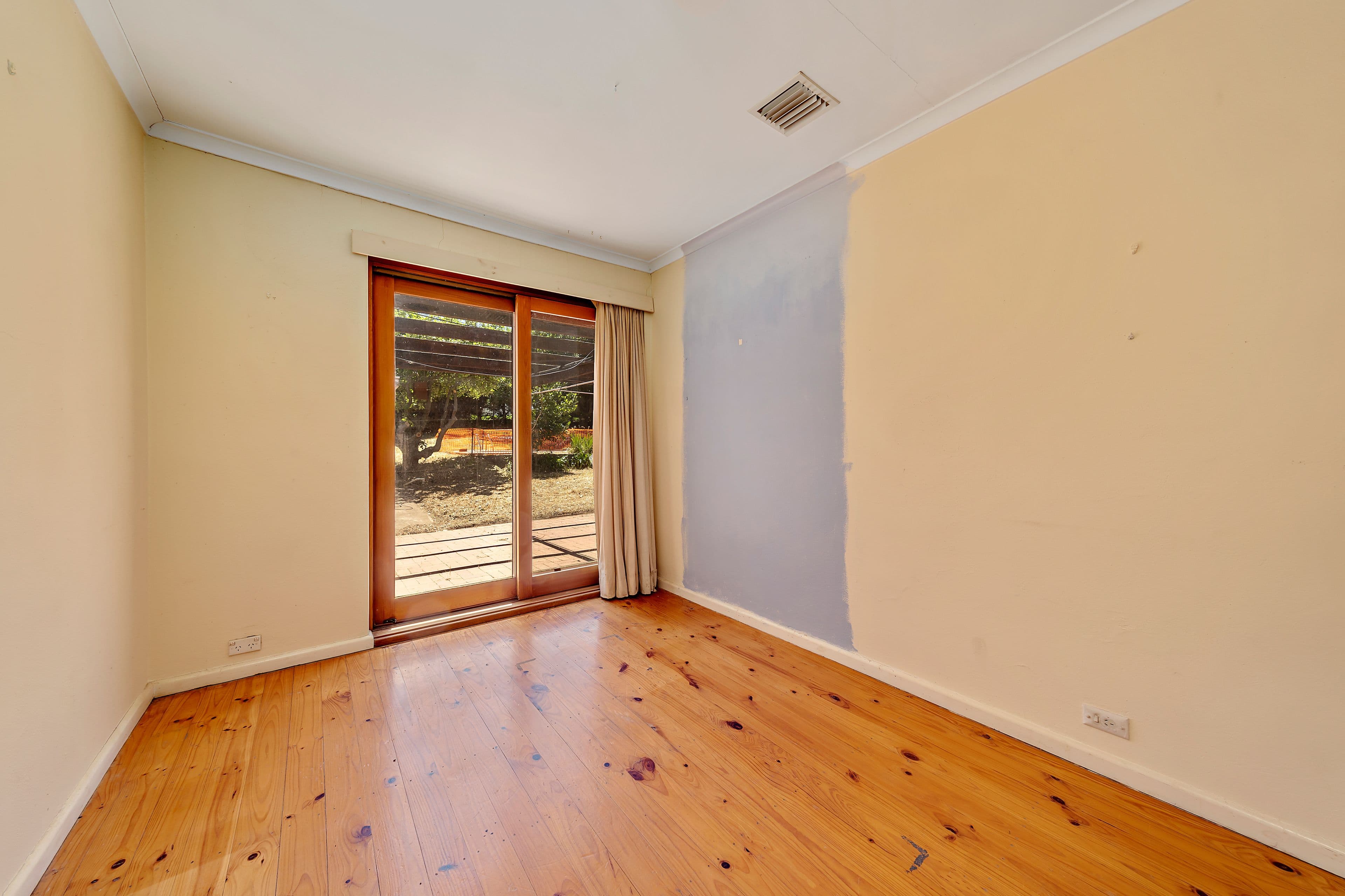 110 Carnegie Crescent, Griffith ACT 2603, Griffith - Thumbnail 7