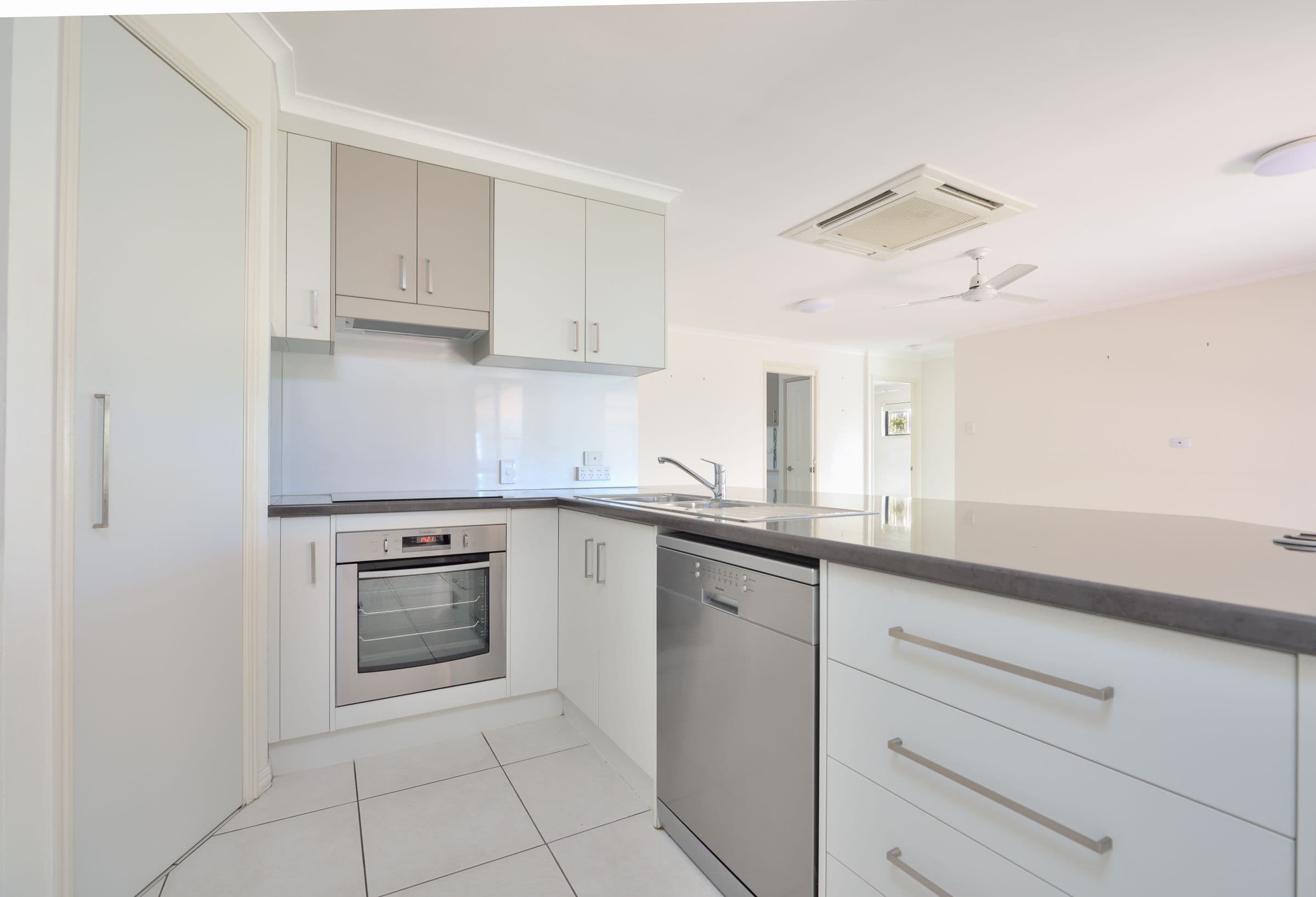 6 Kenneth Court, New Auckland QLD 4680, New Auckland - Thumbnail 4