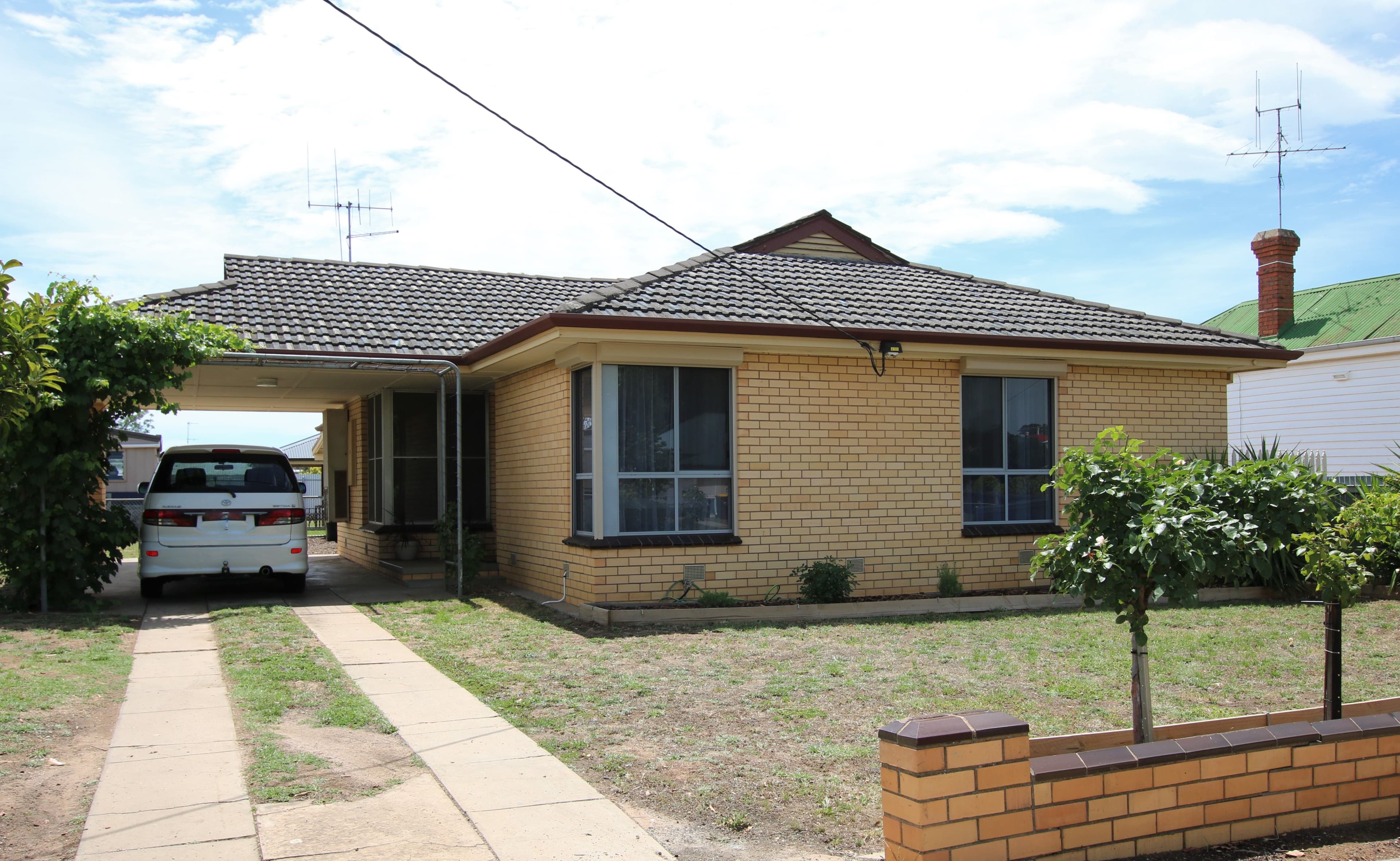 62 Canterbury Street, St Arnaud VIC 3478, St Arnaud - Thumbnail 2
