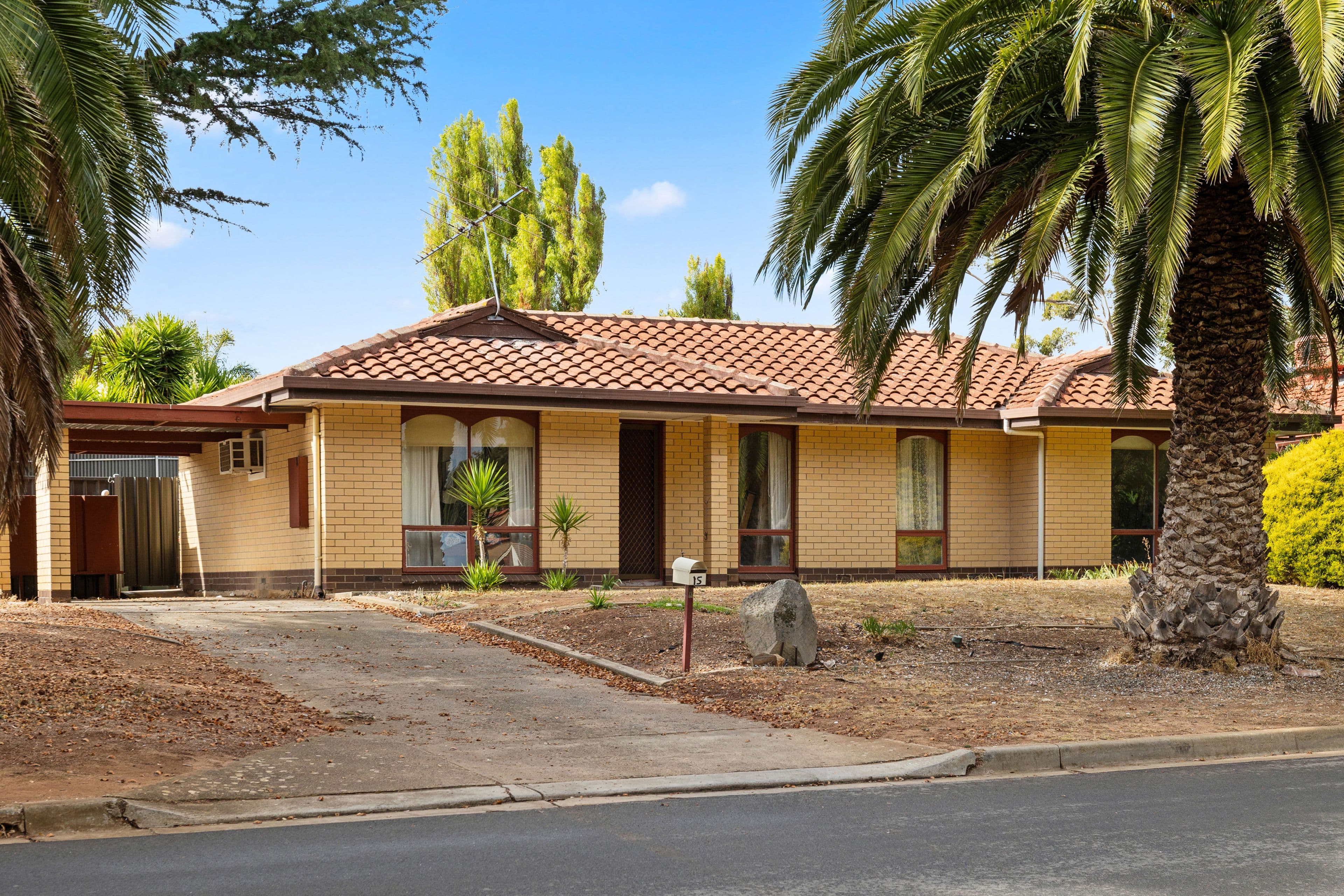 15 Nicolle Drive, Morphett Vale SA 5162, Morphett Vale - Image 1