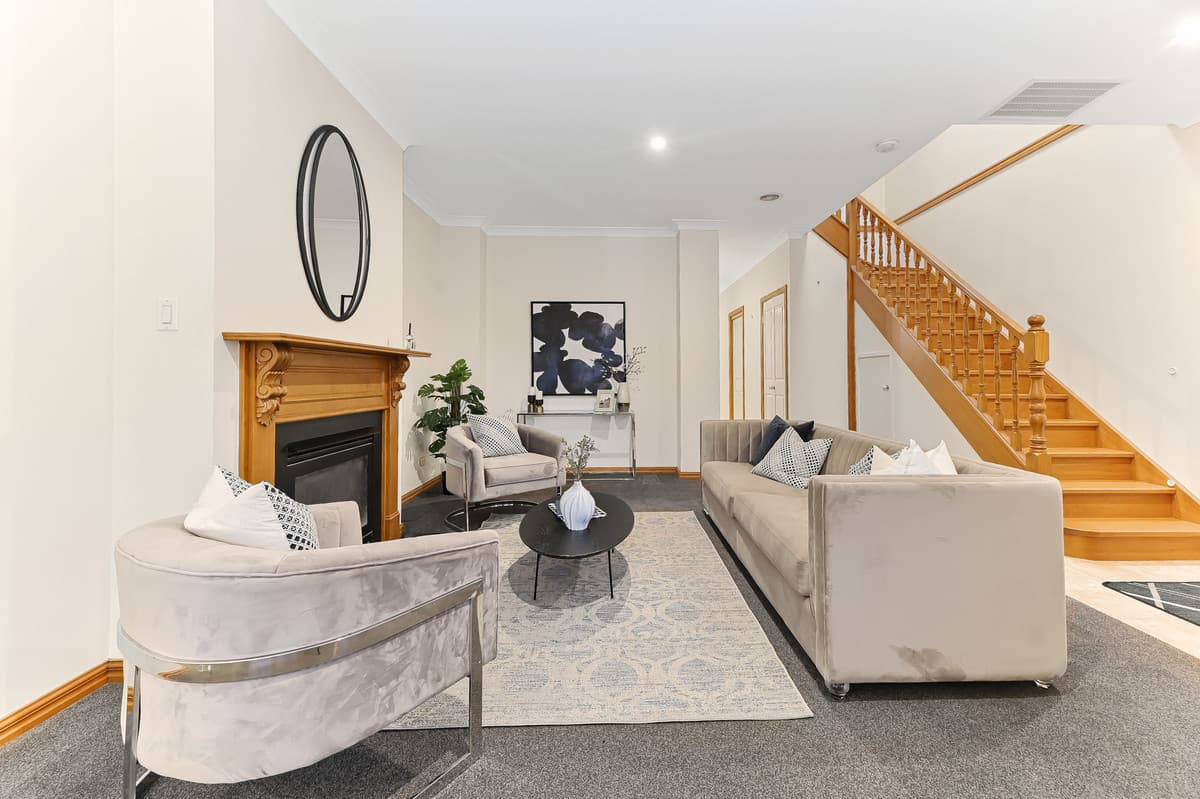 7 / 8-13 Adelaide Close, BERWICK VIC 3806, Berwick - Thumbnail 2