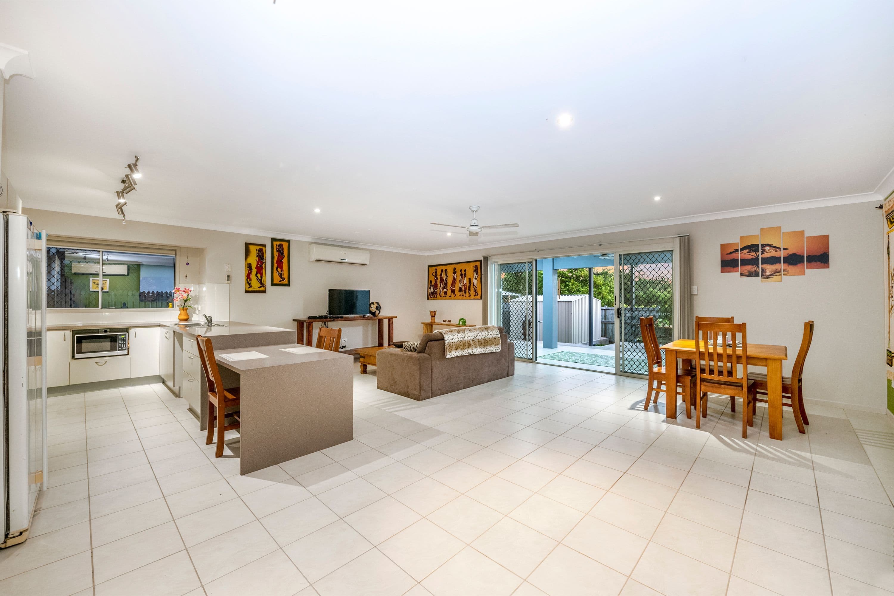 1 Woodrow Circuit, Mount Louisa QLD 4814, Mount Louisa - Thumbnail 4
