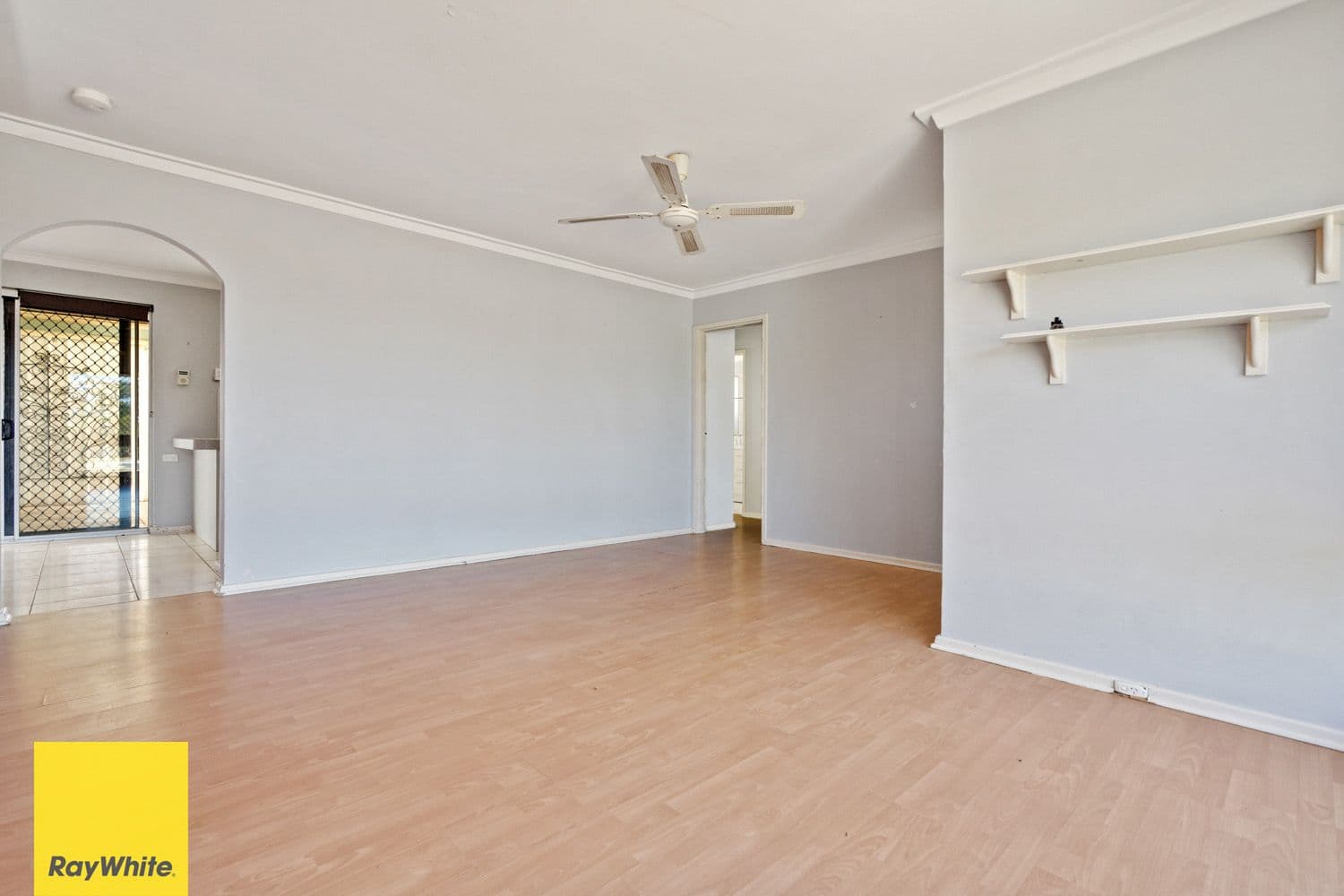 14 Stebbing Way, Girrawheen WA 6064, Girrawheen - Thumbnail 8