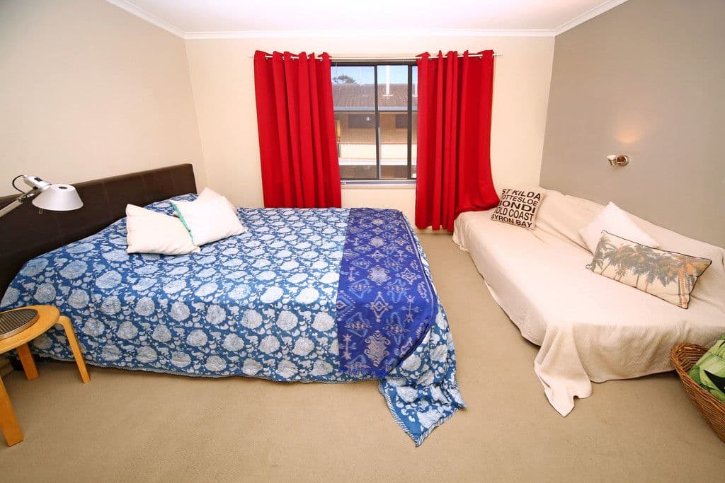 43 Chelsea Avenue, Broadbeach QLD 4218, Broadbeach - Thumbnail 3