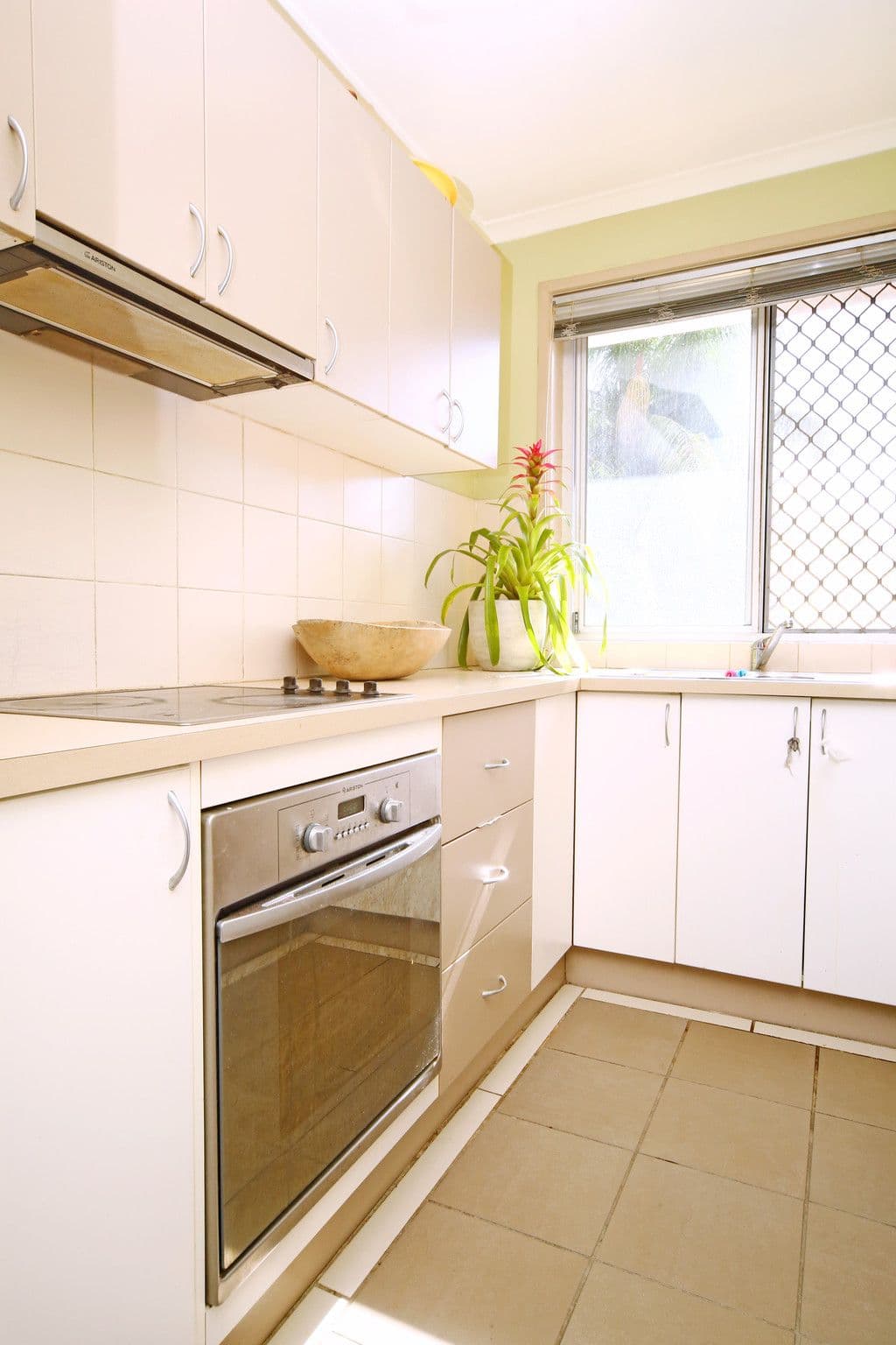 43 Chelsea Avenue, Broadbeach QLD 4218, Broadbeach - Thumbnail 6