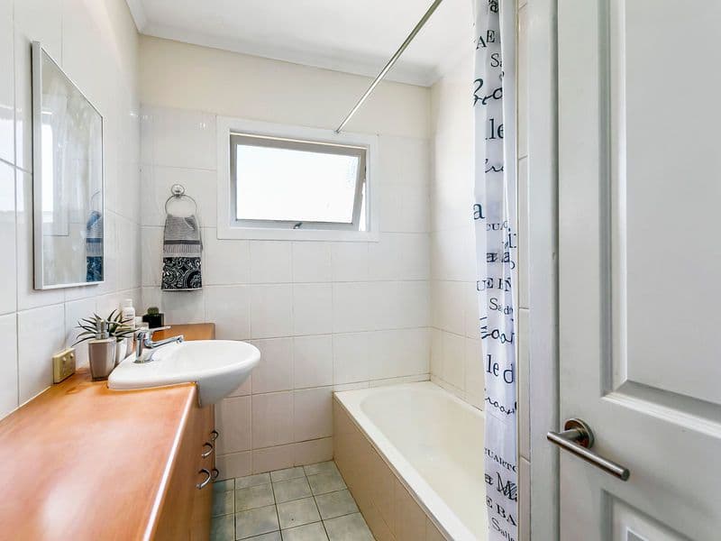 31 Hobart Avenue, Camp Hill QLD 4152, Camp Hill - Thumbnail 5