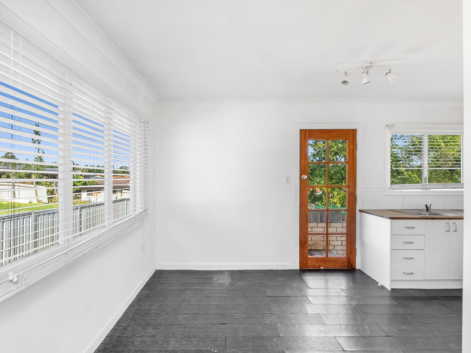 197 Stuart Street, Goodna QLD 4300, Goodna - Thumbnail 5
