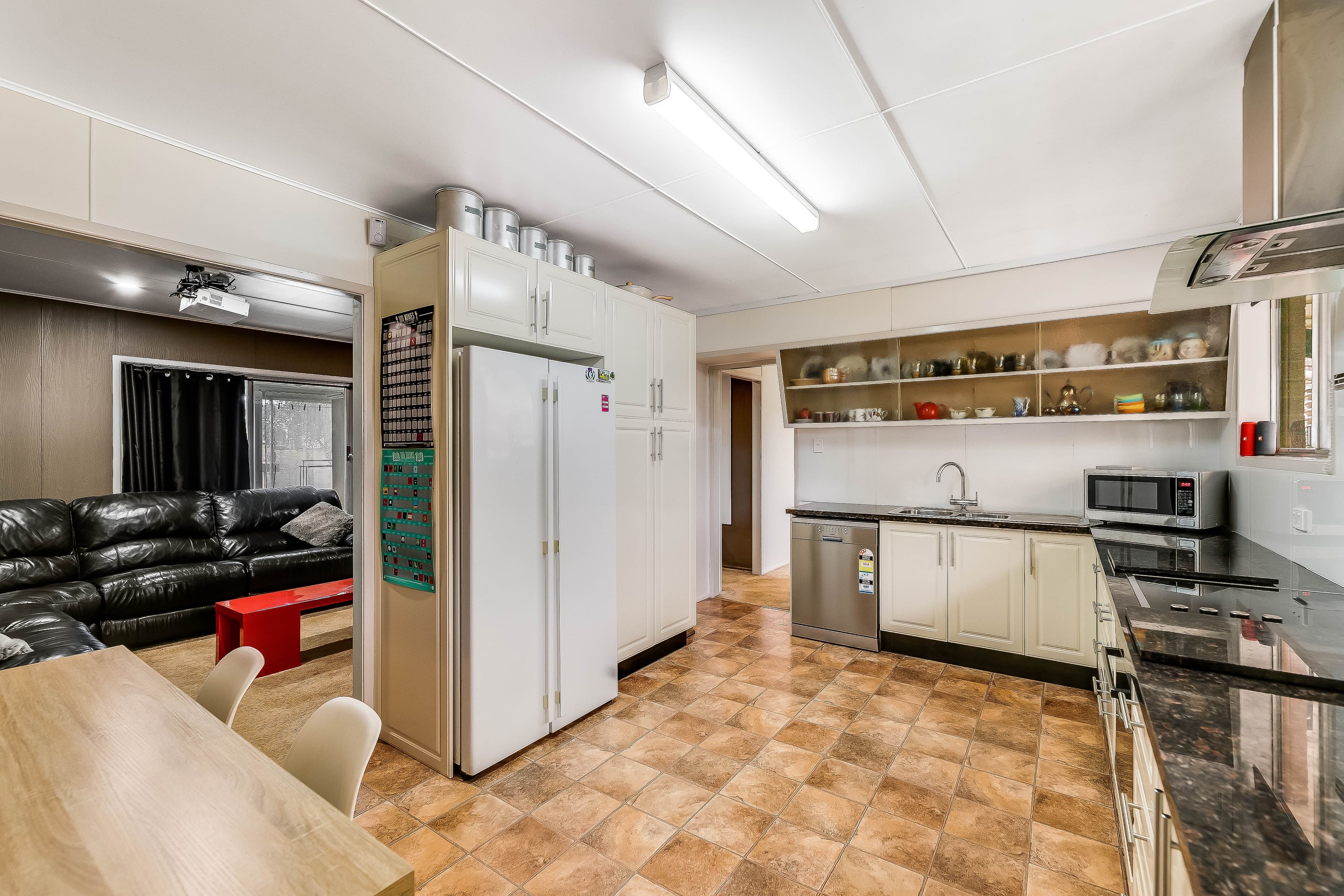 38 Glenvale Road, Harristown QLD 4350, Harristown - Thumbnail 6